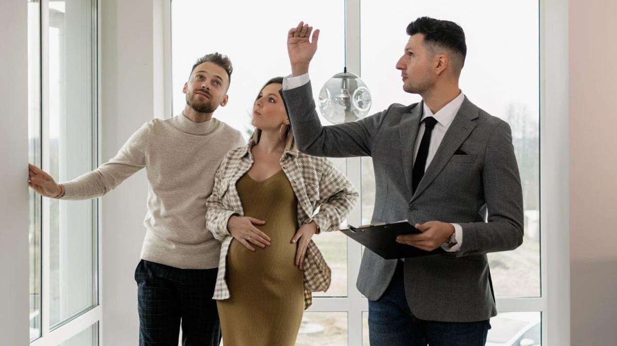 How To Invest in Real Estate During a Recession
