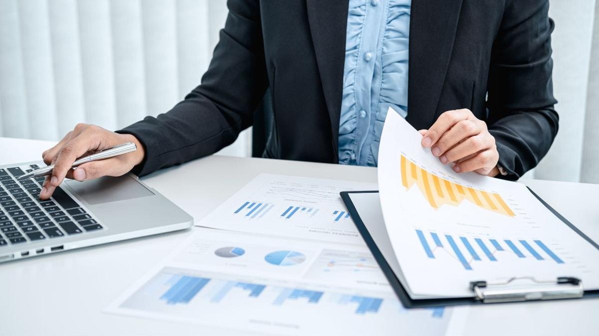 Differences Between Investing and Speculating