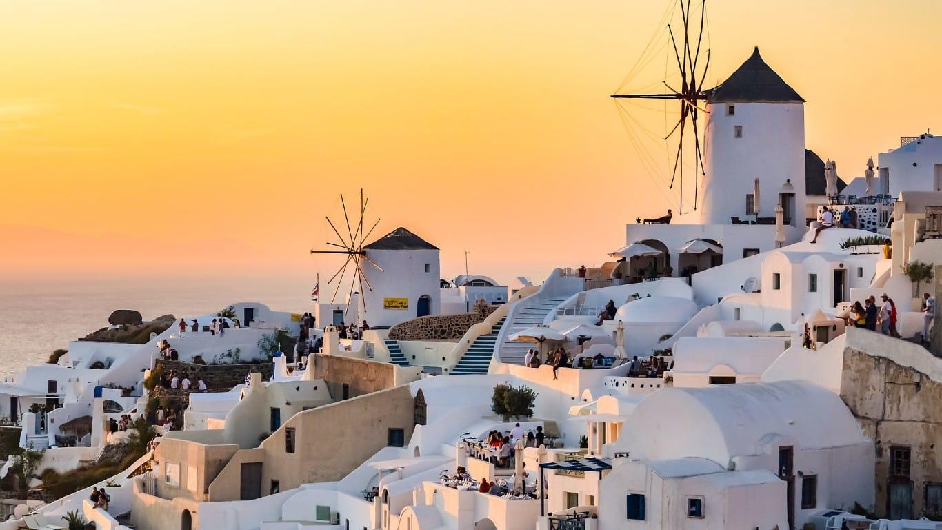 Santorini Real Estate Market