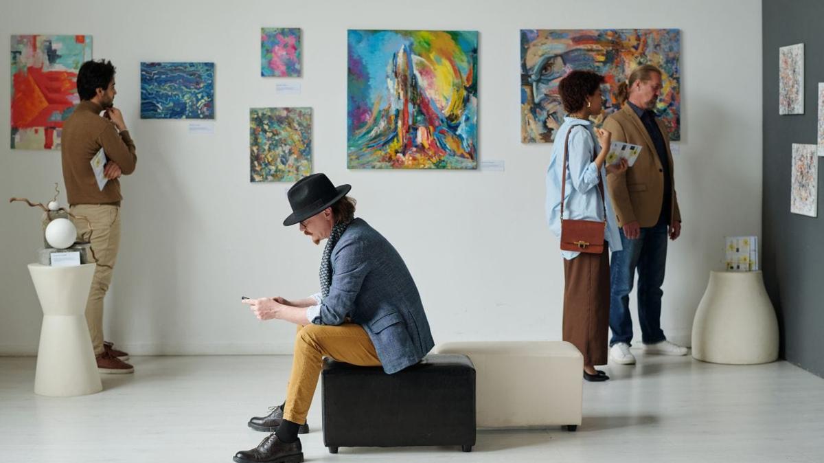 Young collectors at a contemporary art fair