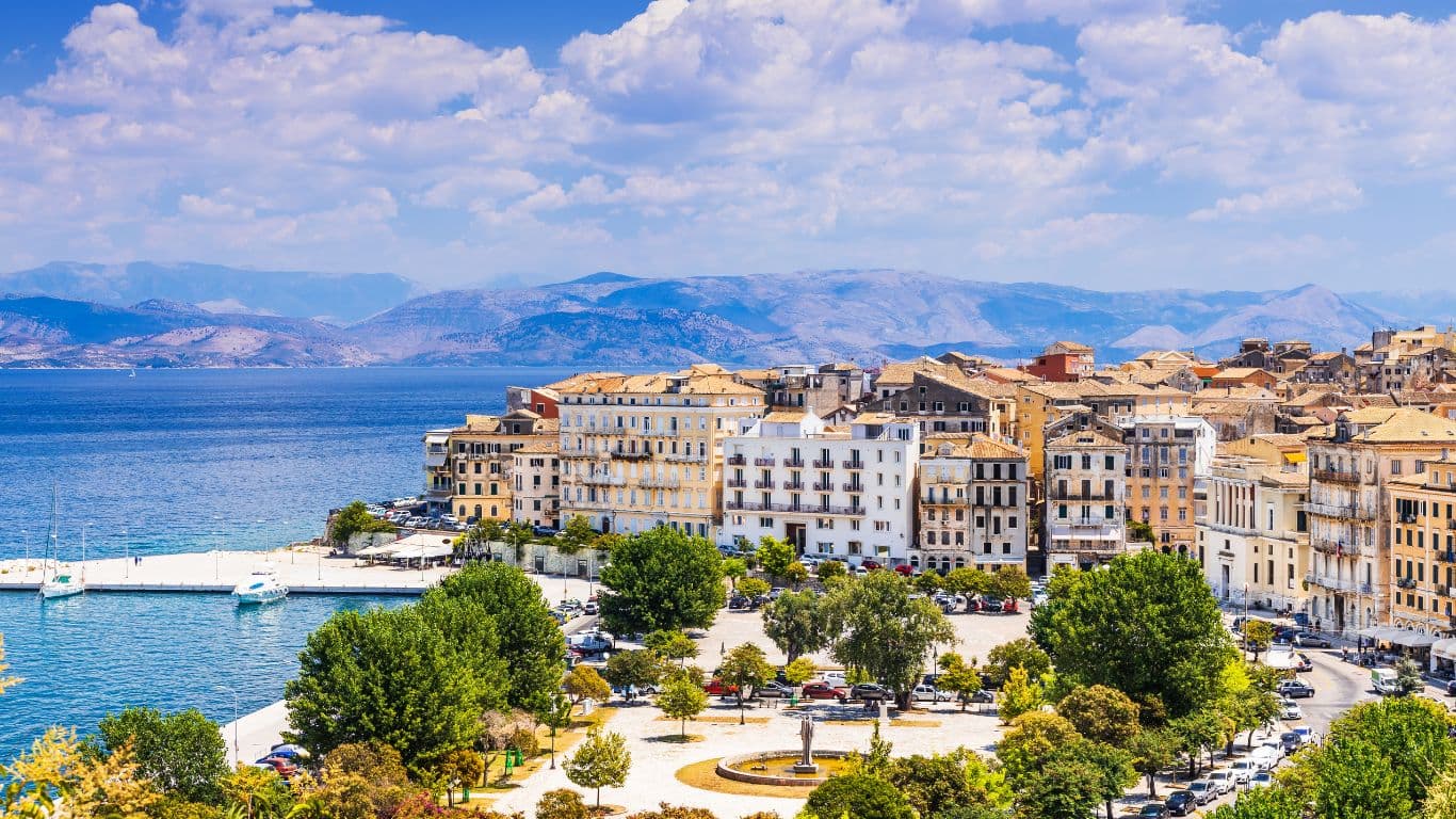 greece real estate market