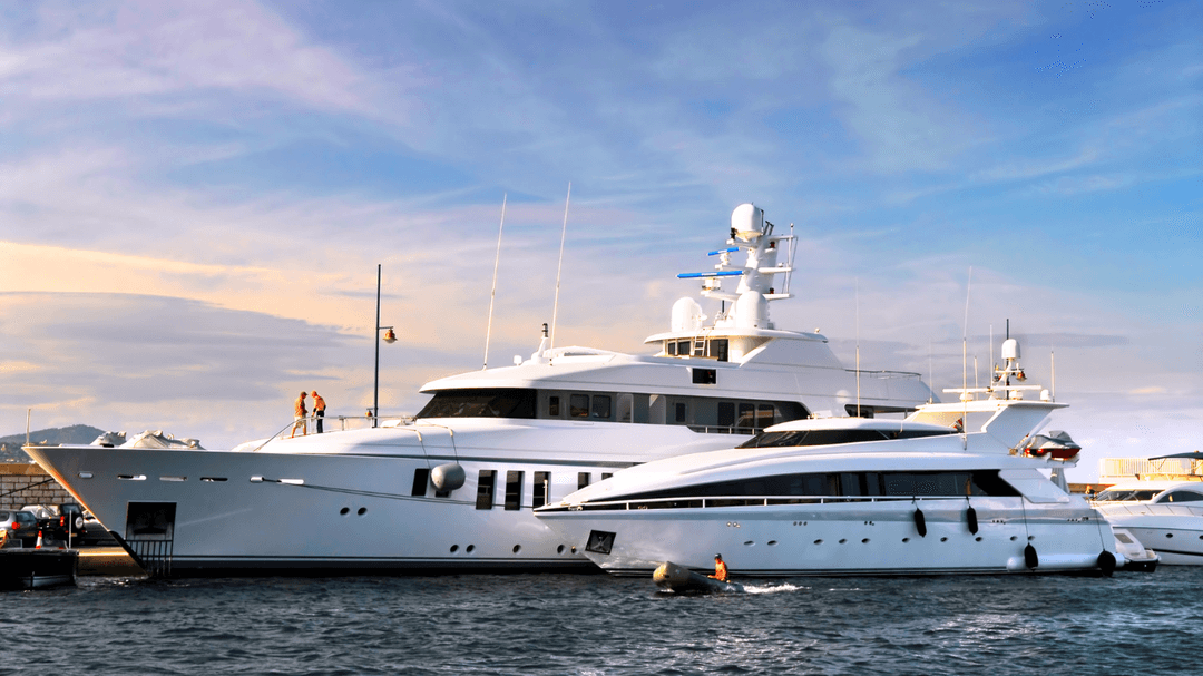 Benefits of Buying a Boat from Charter Companies