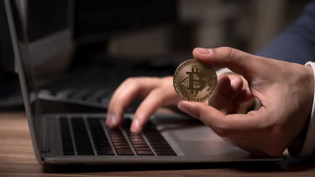 crypto dusting attack