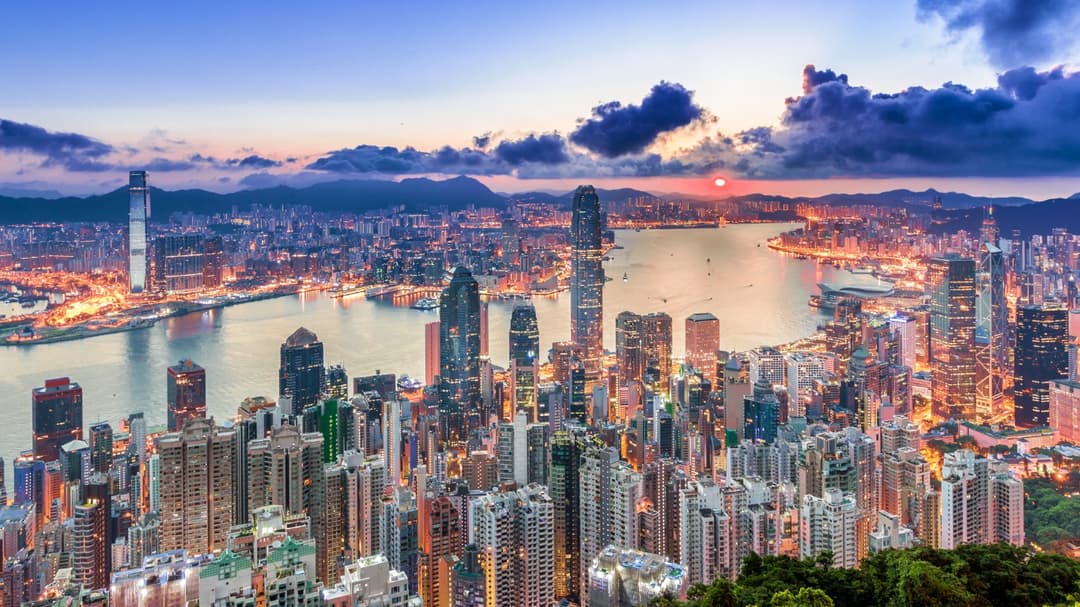 Hong Kong (74 Billionaires)