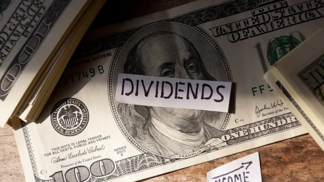 monthly dividend stocks