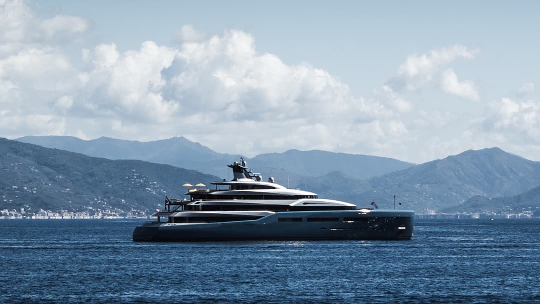 Luxury Yachts as alternative investment