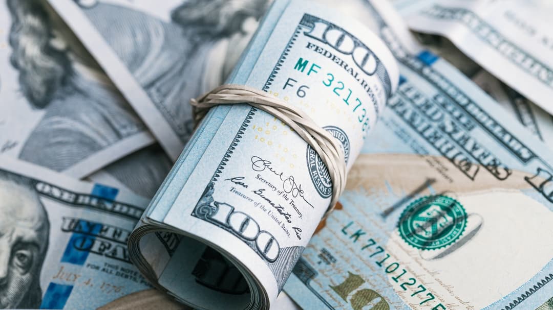 Why The Dollar Strengthens Every Time Markets Panic And How To Trade It