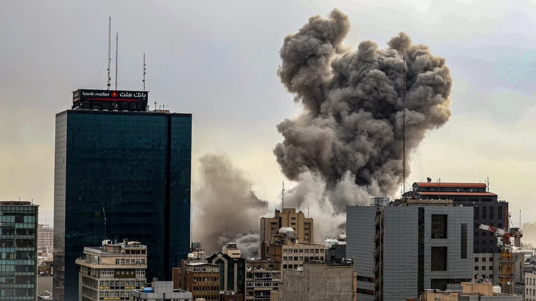 Global Tensions In Iran in 2026 Are Forcing U.S. Home Buyers To Delay Purchases