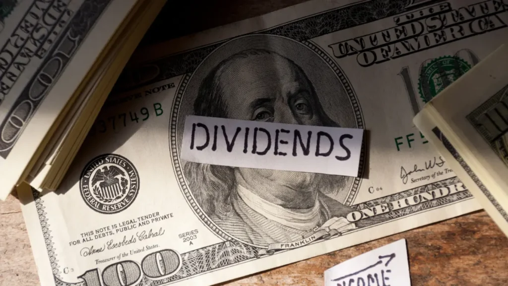 monthly dividend stocks