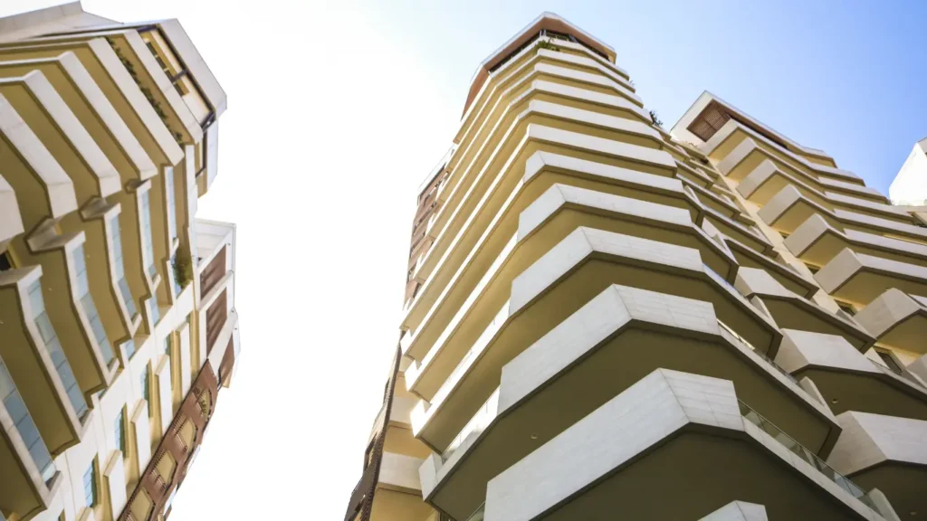 Pros and Cons of investing in real estate