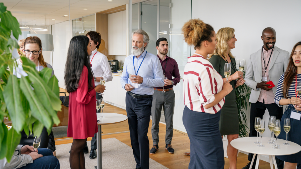 How To Network With Artists and Art Experts