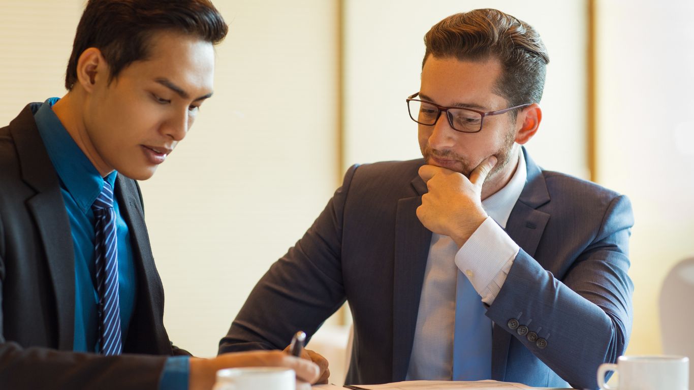 Differences Between Real Estate Agencies & Developers