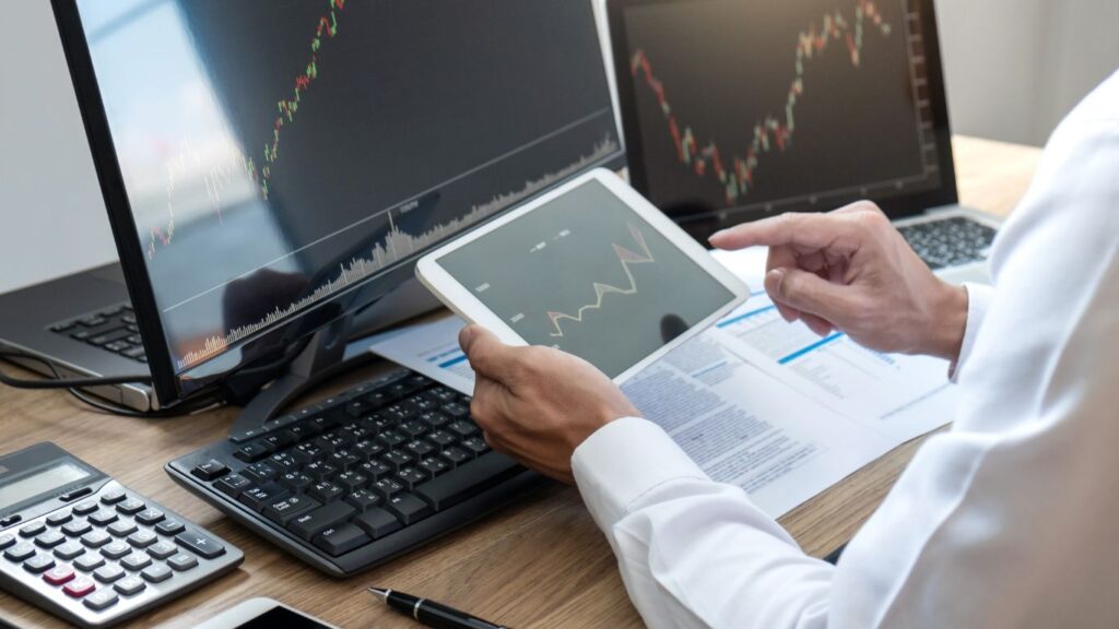 Benefits Of Long Term Stock Investing
