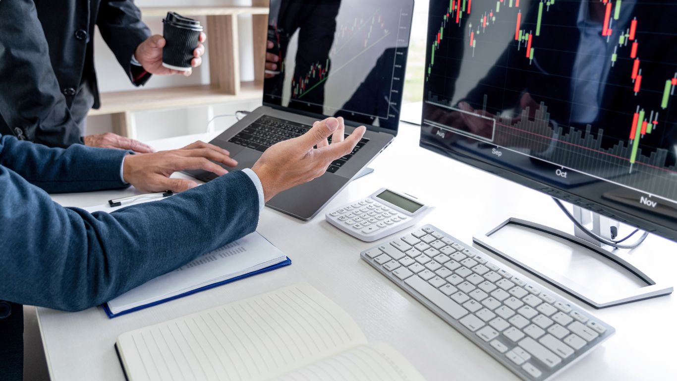 Differences Between Investing and Speculating