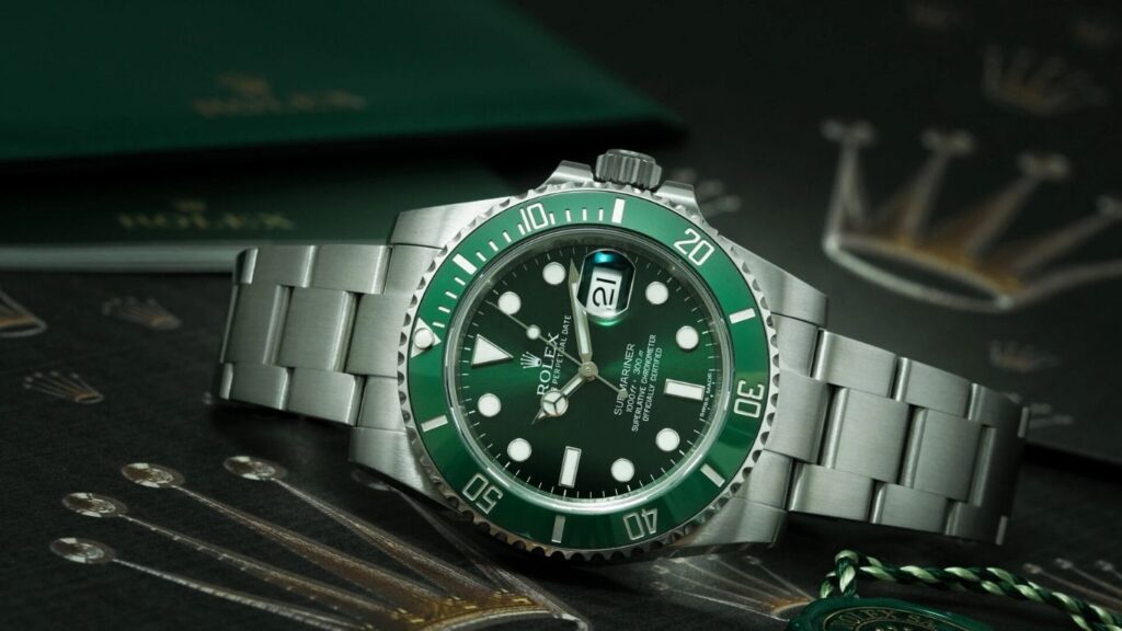 Rolex Submariner Hulk (116610LV)