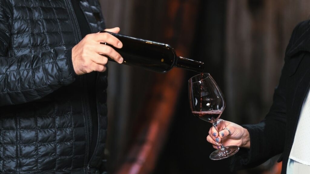 pinot noir vs cabernet sauvignon pricing