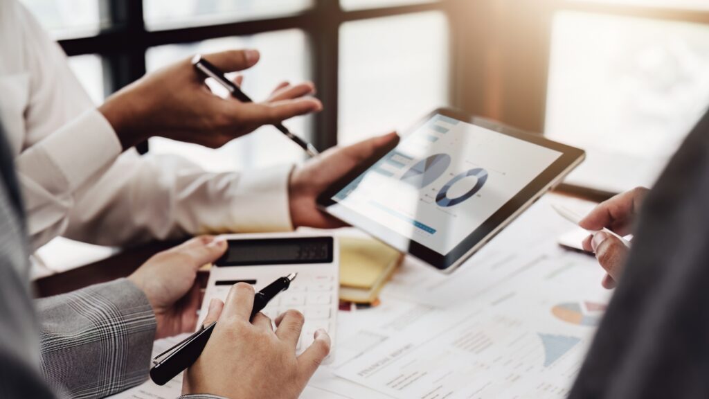 How Smart Investors Evaluate Real Performance