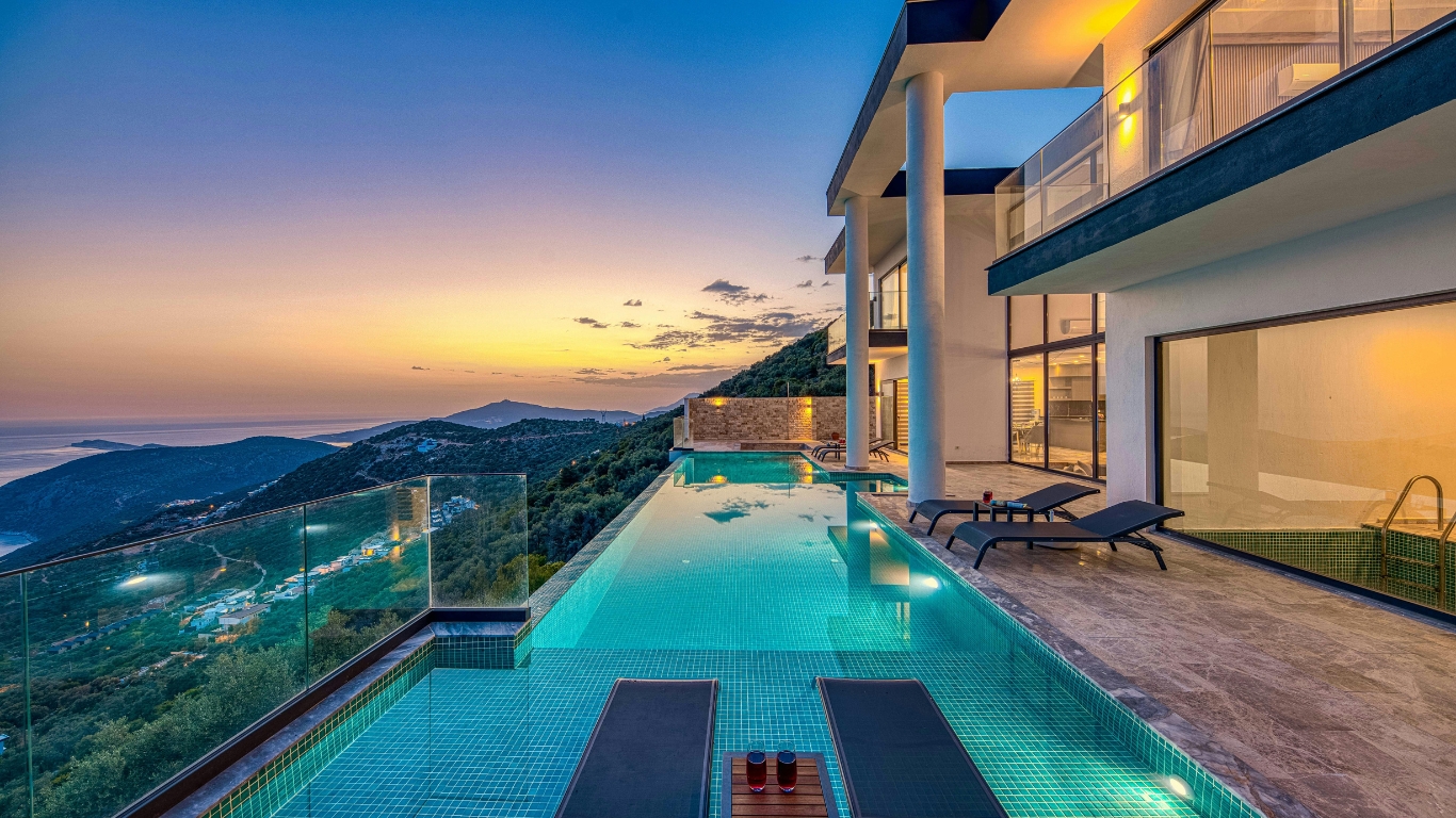 Why Did U.S. Luxury Home Prices Suddenly Flatline In January 2026?